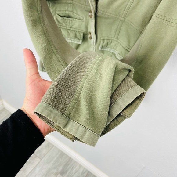 Free PEOPLE OLIVE GREEN THREE BUTTON BLAZER JACKET - Picture 5 of 8